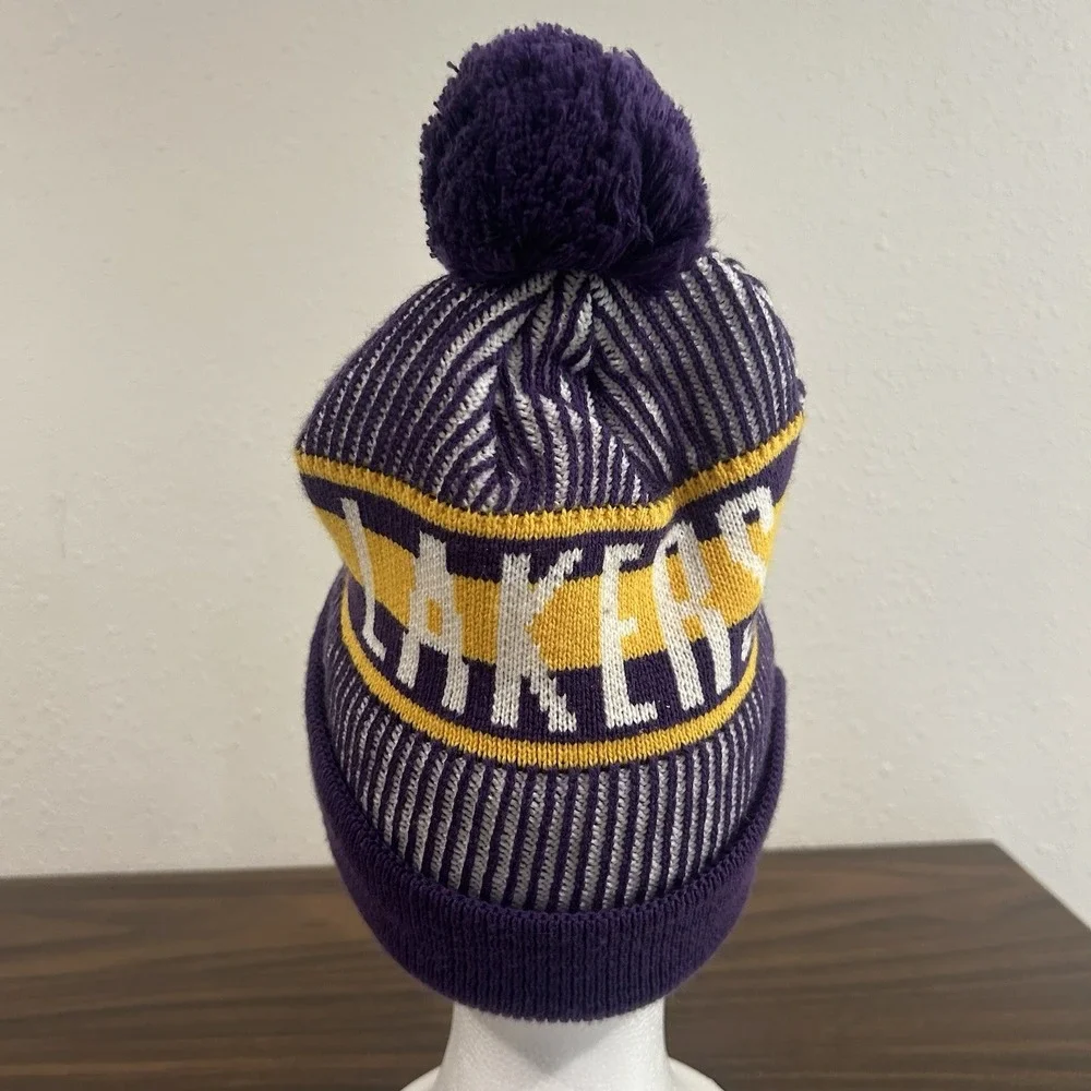 New Era Los Angeles Lakers Beanie Knit Hat Pom Cuffed Purple Gold One Size LA